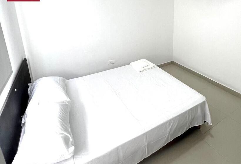 בית מלון כפרי Bazurto Plaza