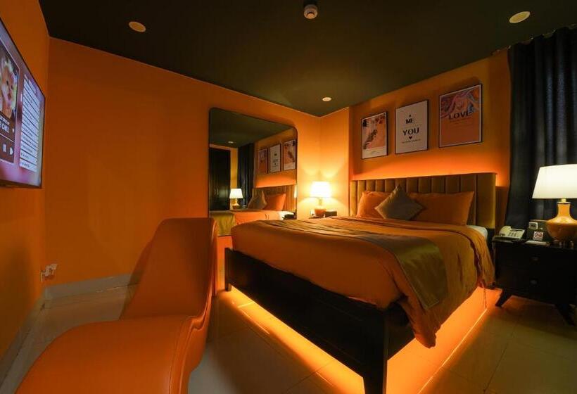 هتل Chiic House 2   Khách Sạn Tình Yêu