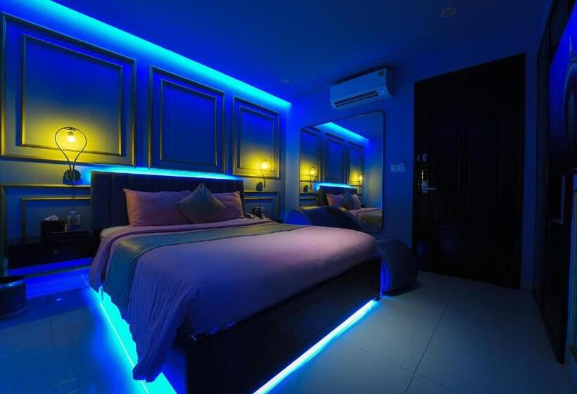 هتل Chiic House 2   Khách Sạn Tình Yêu