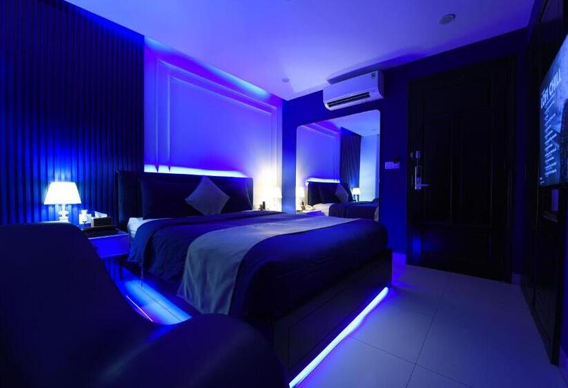 هتل Chiic House 2   Khách Sạn Tình Yêu