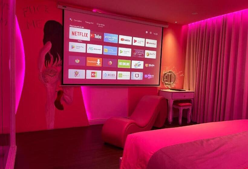 هتل Chiic House 2   Khách Sạn Tình Yêu