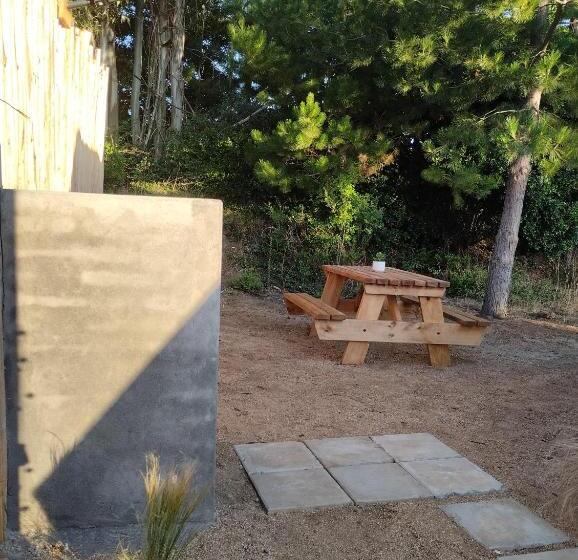 מלון כמוסות Panilongo Lodge