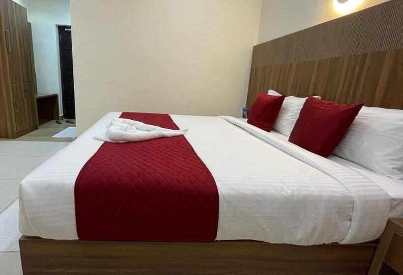 Отель Deepakam Inn