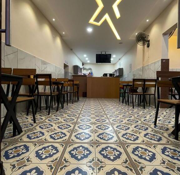 Отель Deepakam Inn