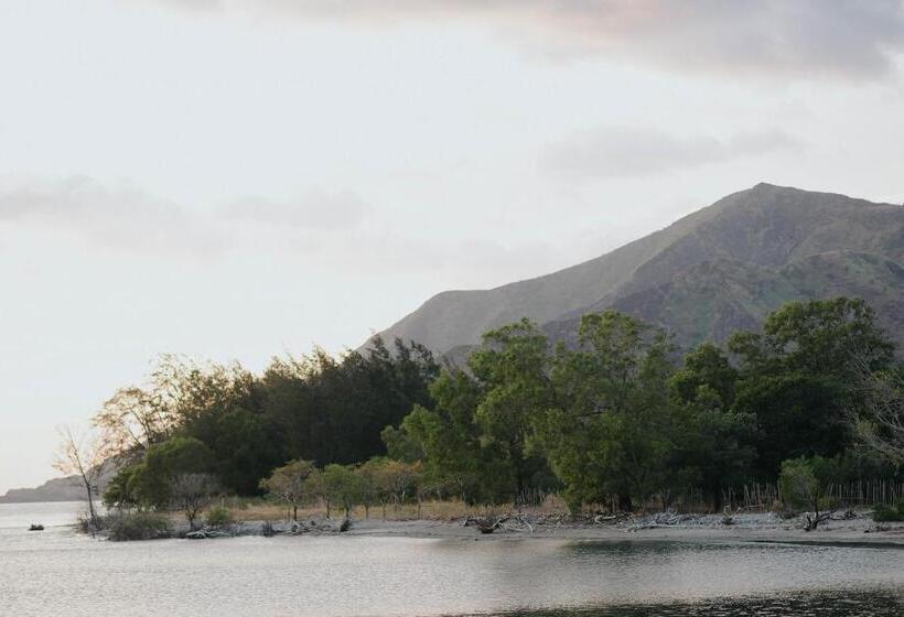 Отель Emon Pulo Beach Resort