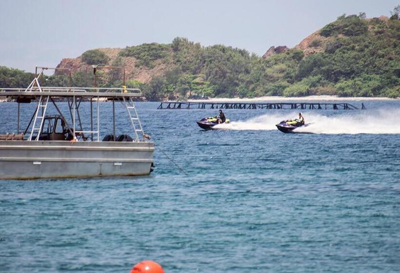 Отель Emon Pulo Beach Resort