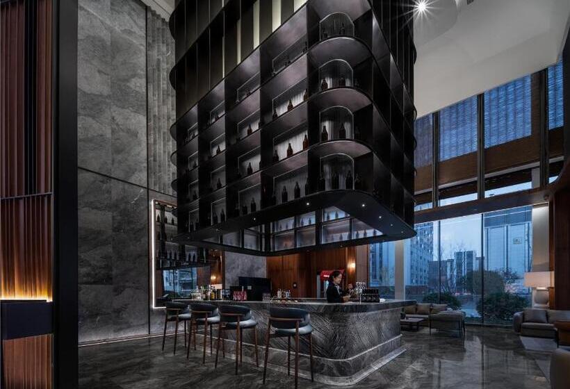 هتل Intercity Wuhan Cade Optics Valley