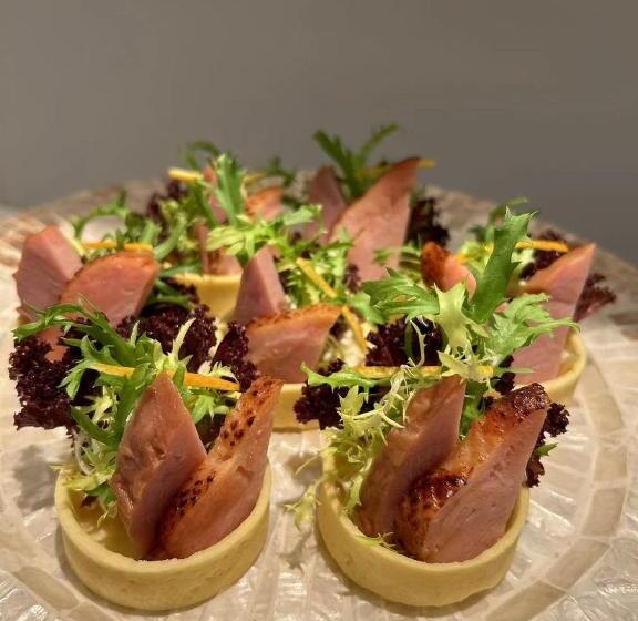 هتل Intercity Wuhan Cade Optics Valley