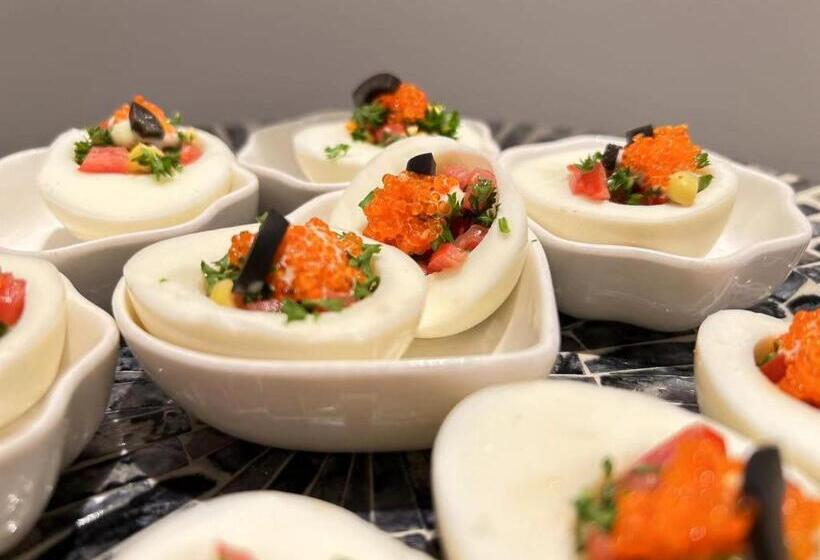 هتل Intercity Wuhan Cade Optics Valley