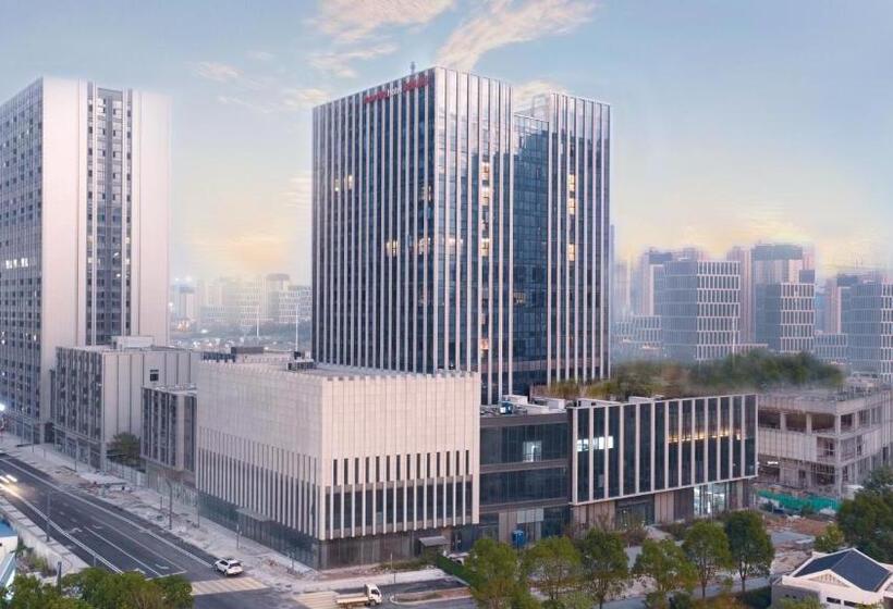هتل Intercity Wuhan Cade Optics Valley