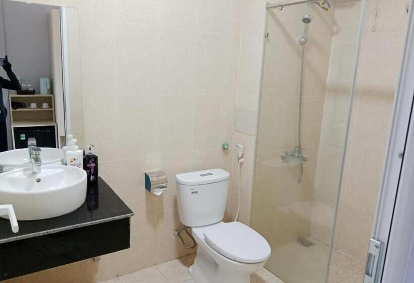 هتل Khách Sạn 20 10