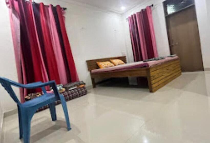 فندق Kiryl Resort Shiroda