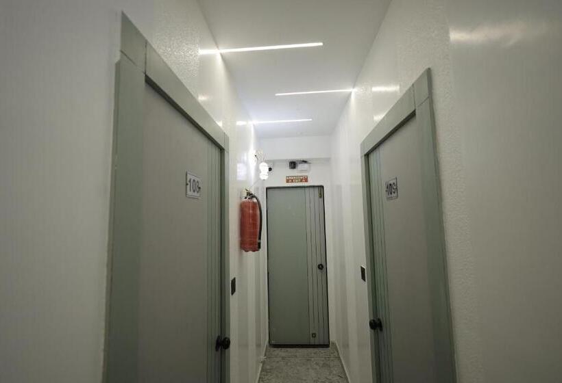 Отель La Luxury