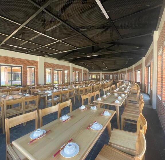 هتل Mộc Châu Mountain Retreat