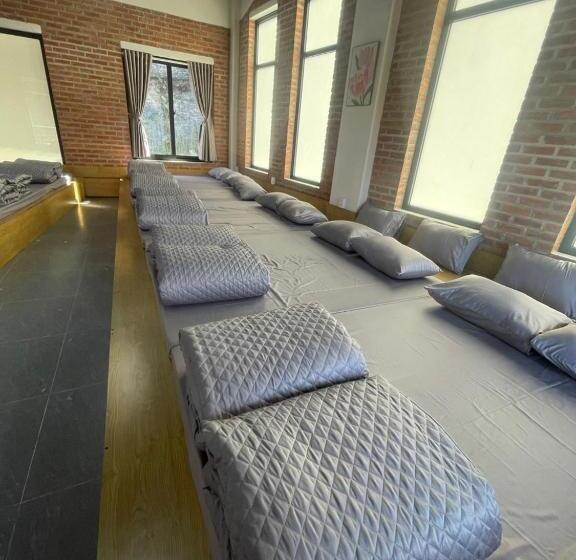 هتل Mộc Châu Mountain Retreat