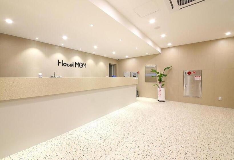 בית מלון כפרי Mgm