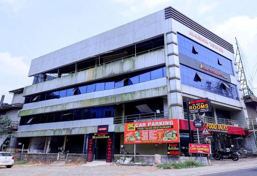 ホテル A One Residency