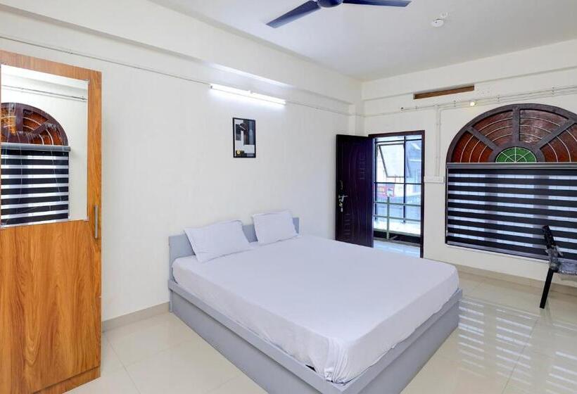 ホテル A One Residency