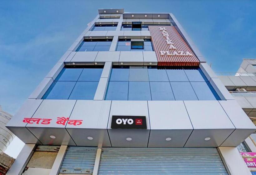 ホテル Oyo The Grand