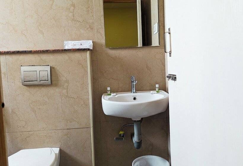 酒店 Prakash Residency With Ev Station