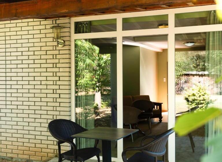 هتل /restaurant Villa Natyra