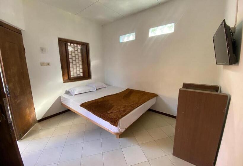 Отель Saraswati Traditional Homestay Temanggung Redpartner