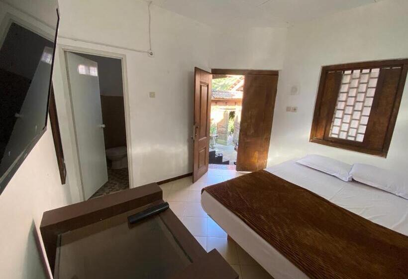 Отель Saraswati Traditional Homestay Temanggung Redpartner