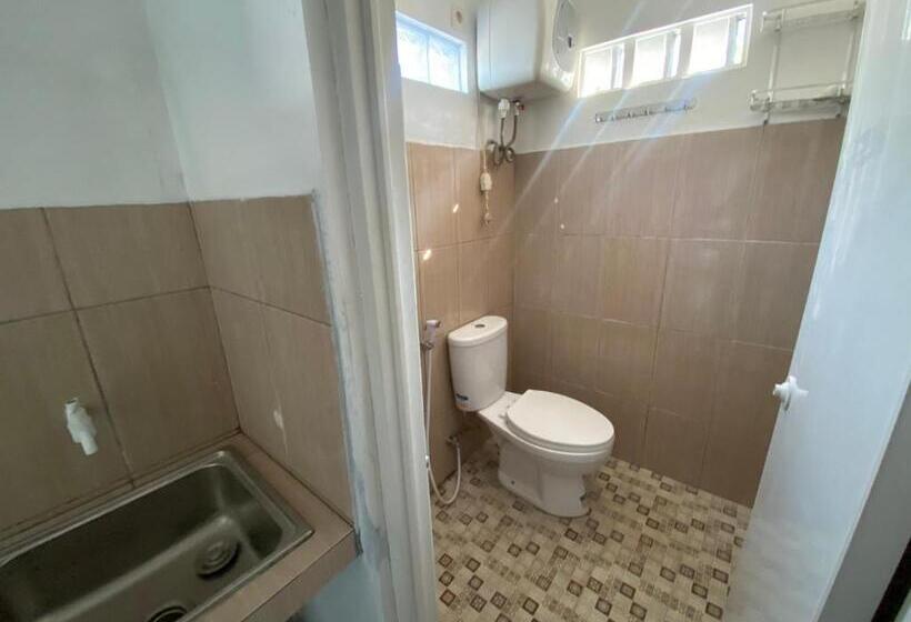 Отель Saraswati Traditional Homestay Temanggung Redpartner