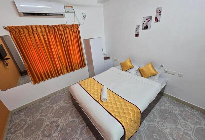 هتل The Sea Walk Beachside Serinity