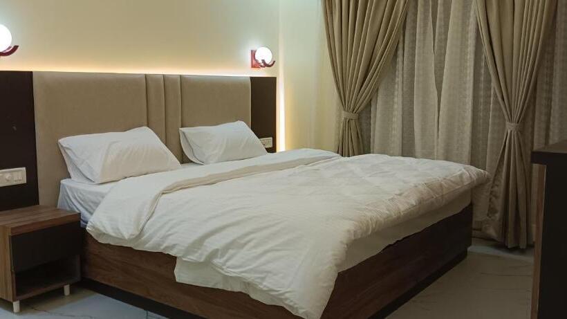 בית מלון כפרי The Banaras