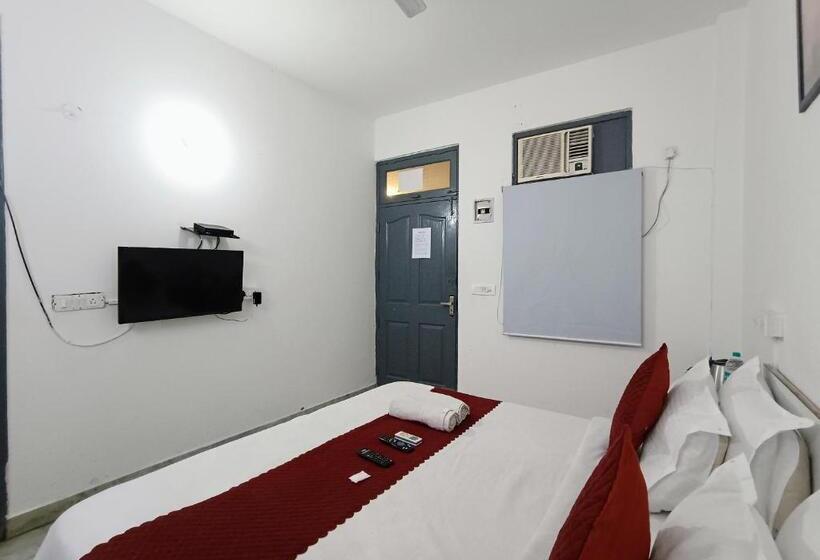 酒店 Hauz Khas Fort View