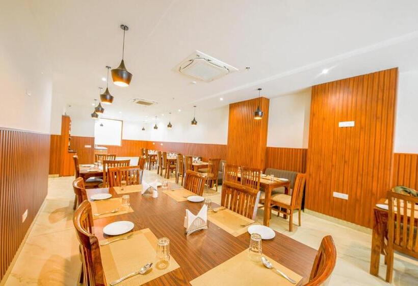 Fabhotel Prime Victoria Regency