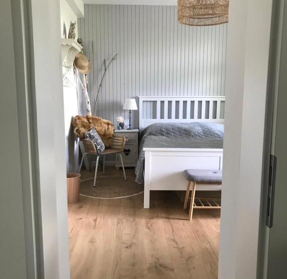 Ks Kotten Bed And Breakfast