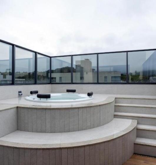 Não Tem Vagas Mais , O Aplicativo Tá Com Bugue E Está Deixando Fazer Reserva, Porém Não Tem Mais Dis