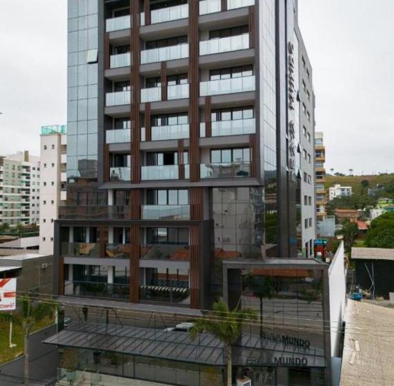 Não Tem Vagas Mais , O Aplicativo Tá Com Bugue E Está Deixando Fazer Reserva, Porém Não Tem Mais Dis