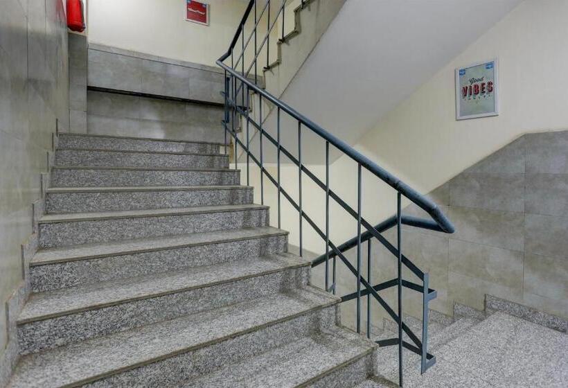 Oyo Hotel Sweet Voilet