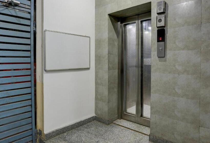 Oyo Hotel Sweet Voilet