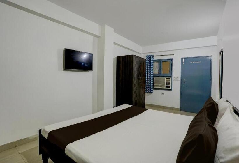 Oyo Hotel Sweet Voilet