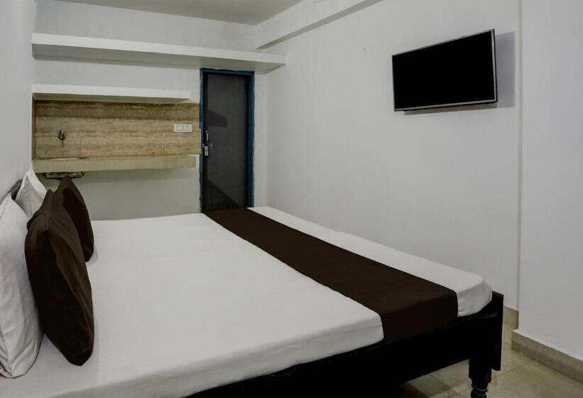 Oyo Hotel Sweet Voilet