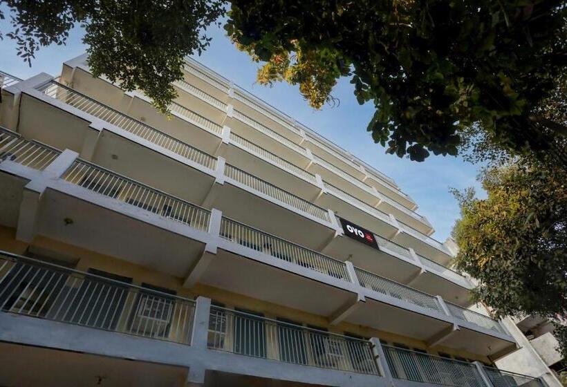 Oyo Hotel Sweet Voilet