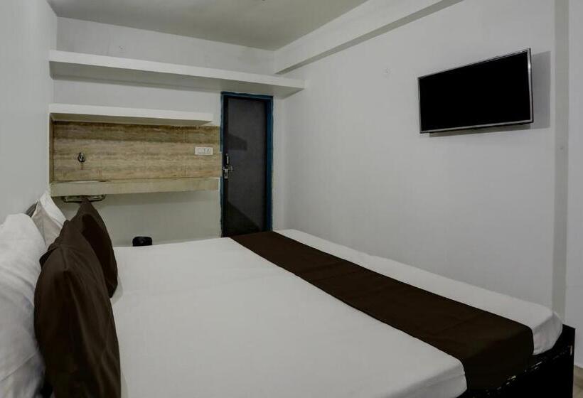 Oyo Hotel Sweet Voilet