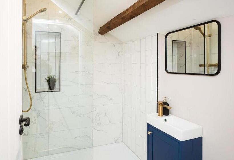 پانسیون Bankers Room + Kitchenette