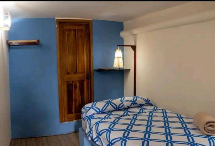 بنسيون Casa Mañana