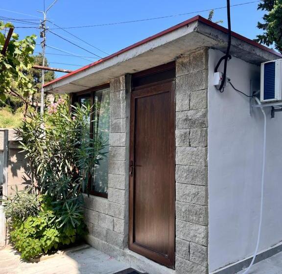 پانسیون Cozy Haven