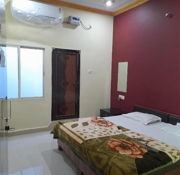 פנסיון Gajanan Guest House