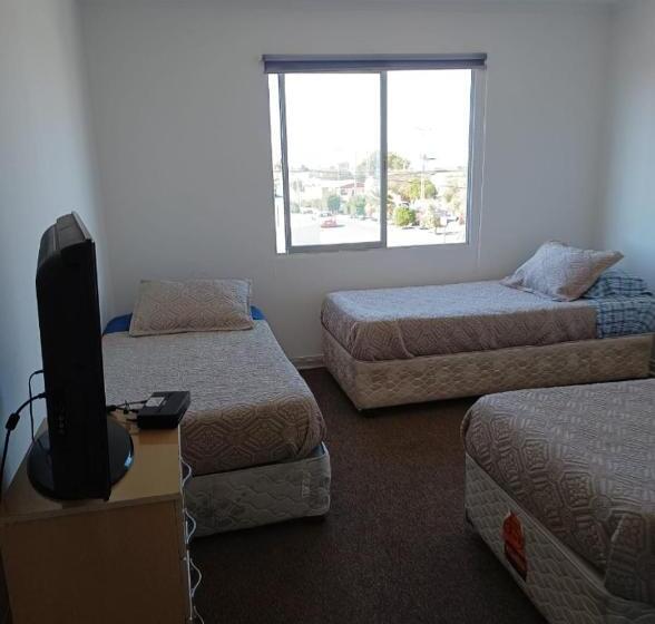 膳宿费 Hospedaje Gyt Caldera