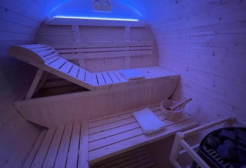 Пансион La Petite Maison De Giverny   Gîte De Charme 5 étoiles Au Cœur Du Village   3 Chambres