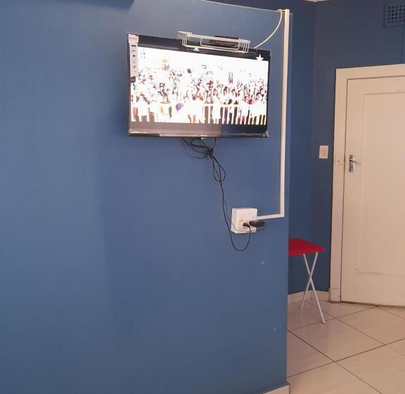 פנסיון Master Palace Guest House   Randfontien