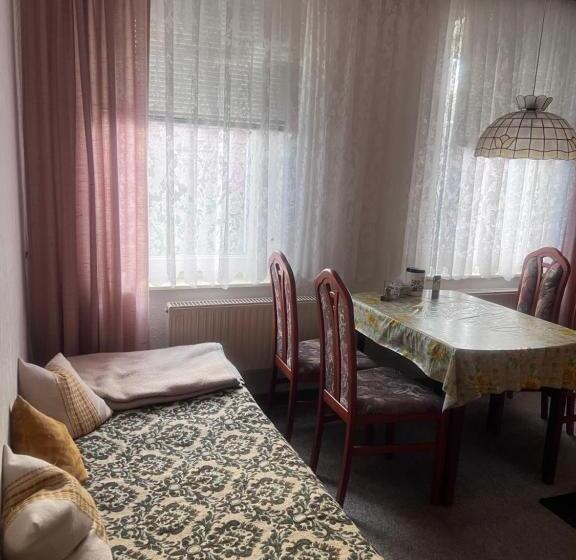 펜션 Mehrbettzimmer Erdgeschoss