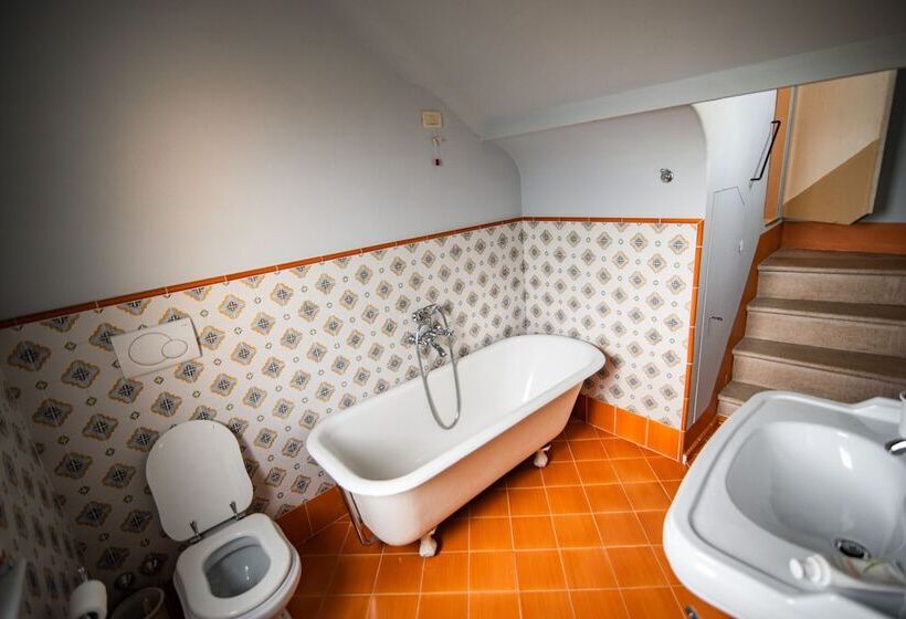 بنسيون Palazzo Capparucci   Dimora Storica